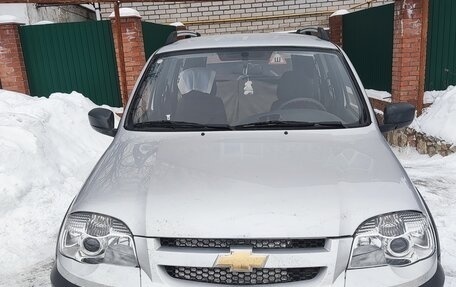 Chevrolet Niva I рестайлинг, 2013 год, 600 000 рублей, 2 фотография