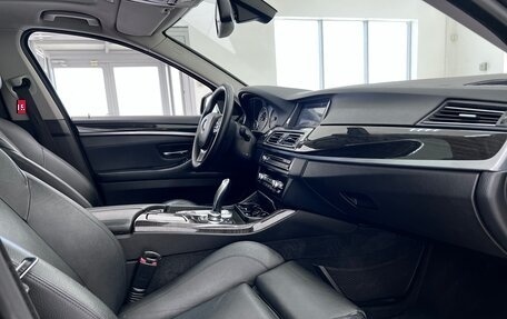 BMW 5 серия, 2010 год, 1 860 000 рублей, 9 фотография