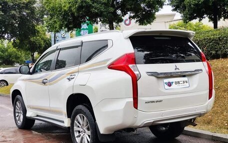 Mitsubishi Pajero Sport III рестайлинг, 2020 год, 2 516 000 рублей, 4 фотография