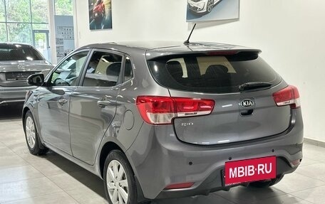 KIA Rio III рестайлинг, 2015 год, 989 900 рублей, 3 фотография