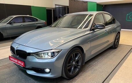 BMW 3 серия, 2012 год, 1 600 000 рублей, 3 фотография