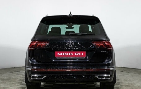 Volkswagen Tiguan II, 2020 год, 3 619 989 рублей, 6 фотография