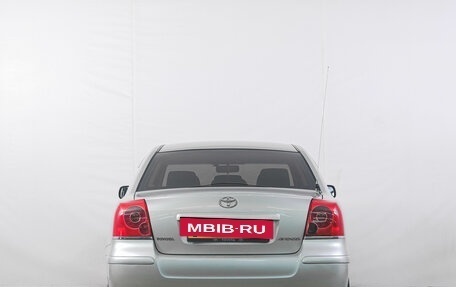 Toyota Avensis III рестайлинг, 2005 год, 799 000 рублей, 4 фотография