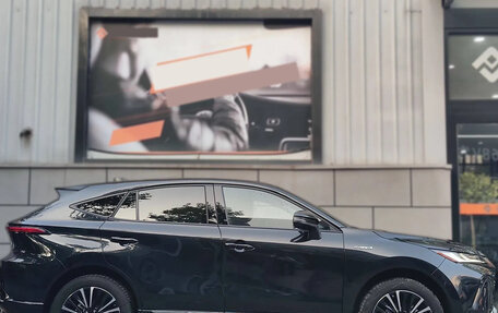 Toyota Venza, 2022 год, 3 540 000 рублей, 6 фотография