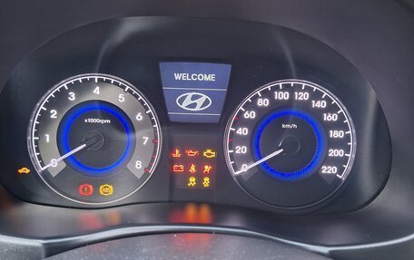 Hyundai Solaris II рестайлинг, 2014 год, 1 150 000 рублей, 1 фотография