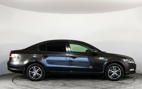 Volkswagen Passat B7, 2011 год, 869 000 рублей, 4 фотография