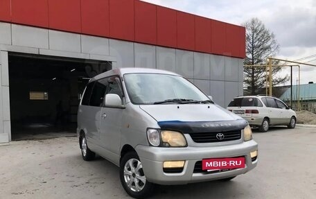 Toyota Lite Ace IV, 2000 год, 220 000 рублей, 2 фотография