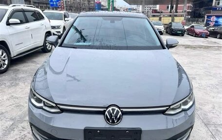 Volkswagen Golf VIII, 2021 год, 1 500 000 рублей, 2 фотография