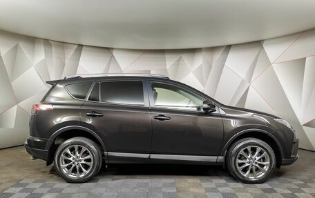 Toyota RAV4, 2016 год, 2 379 000 рублей, 6 фотография