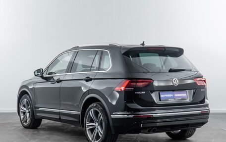 Volkswagen Tiguan II, 2019 год, 2 749 000 рублей, 2 фотография