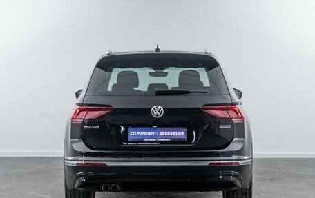 Volkswagen Tiguan II, 2019 год, 2 749 000 рублей, 4 фотография