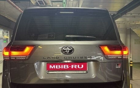 Toyota Land Cruiser, 2022 год, 13 900 000 рублей, 6 фотография
