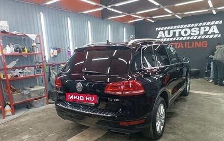 Volkswagen Touareg III, 2014 год, 2 075 000 рублей, 2 фотография