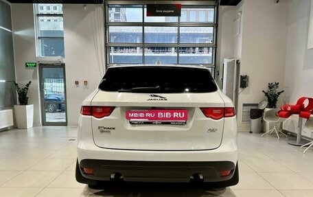 Jaguar F-Pace, 2016 год, 2 420 000 рублей, 5 фотография