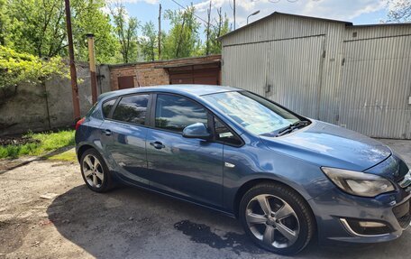 Opel Astra J, 2012 год, 815 000 рублей, 2 фотография