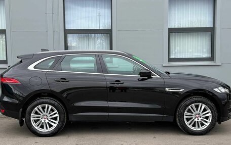 Jaguar F-Pace, 2017 год, 2 885 000 рублей, 4 фотография