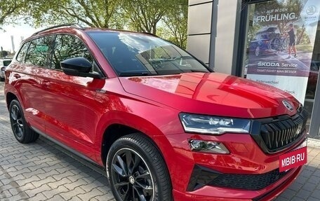 Skoda Karoq I, 2022 год, 2 980 000 рублей, 4 фотография
