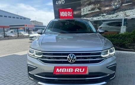 Volkswagen Tiguan II, 2021 год, 3 500 000 рублей, 2 фотография