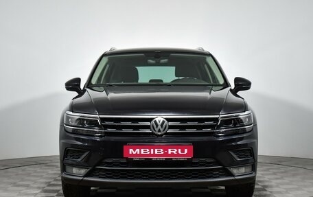 Volkswagen Tiguan II, 2017 год, 2 125 000 рублей, 2 фотография