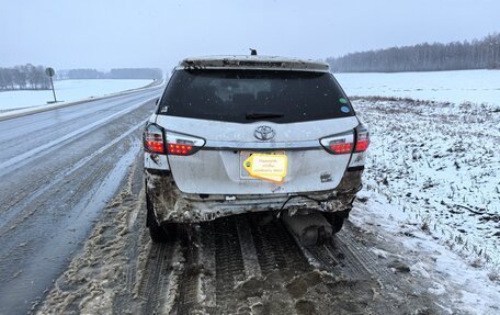 Toyota Wish II, 2012 год, 900 000 рублей, 3 фотография