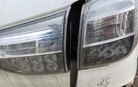 Toyota Wish II, 2012 год, 900 000 рублей, 5 фотография