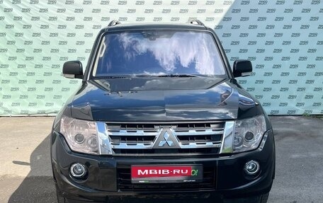 Mitsubishi Pajero IV, 2013 год, 1 795 000 рублей, 2 фотография