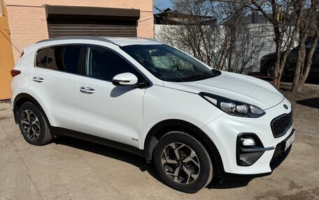 KIA Sportage IV рестайлинг, 2020 год, 1 850 000 рублей, 2 фотография