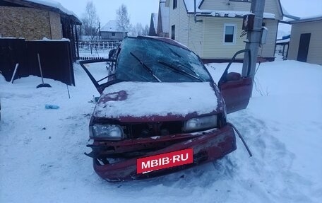 Nissan Primera II рестайлинг, 1993 год, 60 000 рублей, 2 фотография