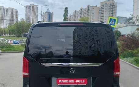 Mercedes-Benz V-Класс, 2018 год, 3 690 000 рублей, 3 фотография