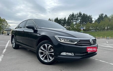 Volkswagen Passat B8 рестайлинг, 2017 год, 1 550 000 рублей, 3 фотография
