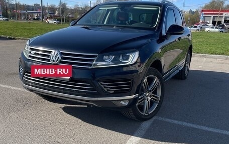 Volkswagen Touareg III, 2017 год, 3 330 000 рублей, 2 фотография