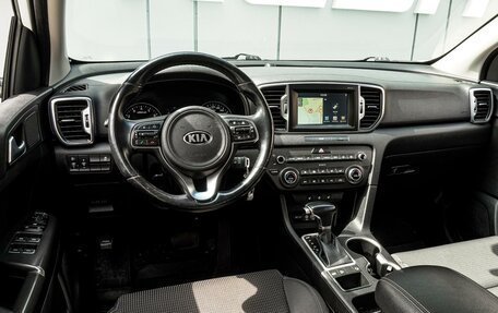 KIA Sportage IV рестайлинг, 2017 год, 1 995 000 рублей, 6 фотография
