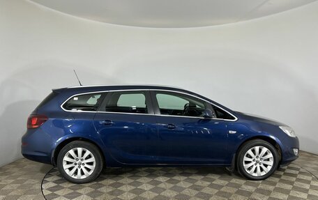Opel Astra J, 2011 год, 4 фотография