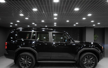 Toyota Land Cruiser Prado, 2024 год, 10 890 000 рублей, 9 фотография
