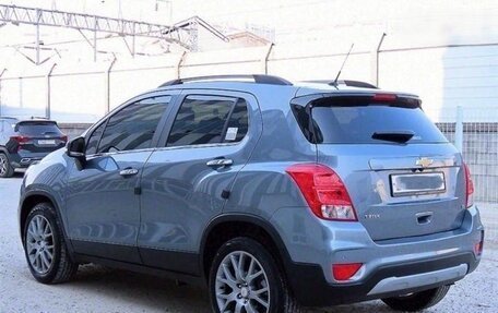Chevrolet Trax, 2021 год, 1 099 000 рублей, 3 фотография
