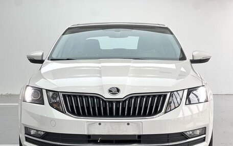 Skoda Octavia, 2021 год, 1 502 555 рублей, 2 фотография