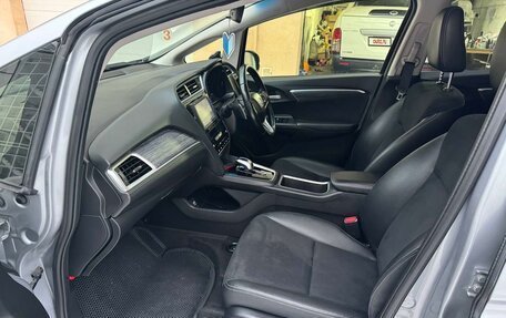 Honda Shuttle II, 2016 год, 1 290 000 рублей, 9 фотография