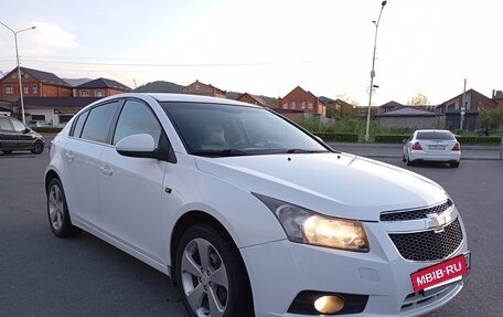 Chevrolet Cruze II, 2012 год, 850 000 рублей, 3 фотография