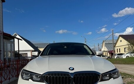 BMW 3 серия, 2021 год, 4 500 000 рублей, 2 фотография