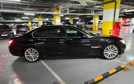BMW 7 серия, 2015 год, 3 000 000 рублей, 2 фотография
