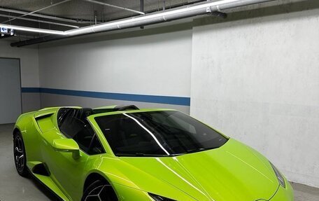 Lamborghini Huracán, 2021 год, 29 000 000 рублей, 3 фотография