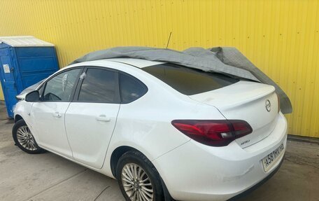 Opel Astra J, 2013 год, 520 000 рублей, 2 фотография