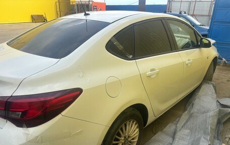Opel Astra J, 2013 год, 520 000 рублей, 3 фотография