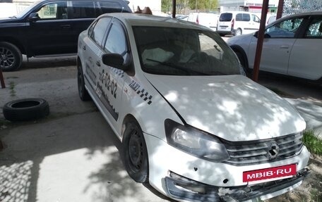 Volkswagen Polo VI (EU Market), 2019 год, 295 000 рублей, 2 фотография