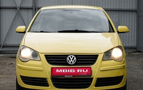 Volkswagen Polo IV рестайлинг, 2005 год, 350 000 рублей, 2 фотография