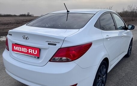 Hyundai Solaris II рестайлинг, 2015 год, 1 200 000 рублей, 5 фотография