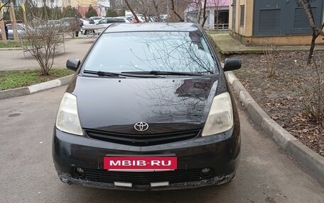 Toyota Prius, 2005 год, 680 000 рублей, 4 фотография