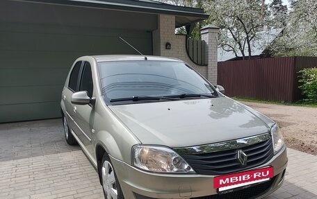 Renault Logan I, 2012 год, 730 000 рублей, 2 фотография