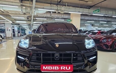 Porsche Macan I рестайлинг, 2021 год, 6 828 000 рублей, 3 фотография