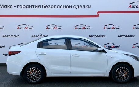 KIA Rio IV, 2018 год, 1 076 000 рублей, 5 фотография